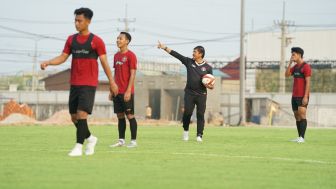 Timnas Indonesia U-22 Mulai Latihan di Lapangan, Terkendala Cuaca Panas