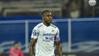 Rumor Persebaya Datangkan Bek Persib Victor Igbonefo, Berapa Persen Peluangnya?