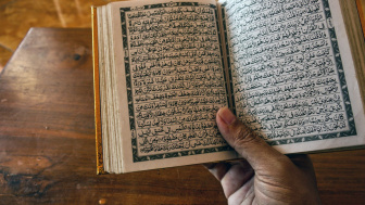 Keajaiban Al-Quran Bisa Menjadi 'Obat' Segala Penyakit, Begini Penjelasannya