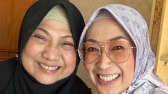 Cara Memuaskan Suami Menurut dr. Aisah Dahlan: Dekati Dirinya Tanpa Busana