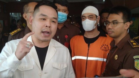 Jalani Sidang Perdana, Ferry Irawan Tegaskan Dirinya Tidak Bersalah: Inna Lillahi untuk Hati Nurani yang Telah Mati