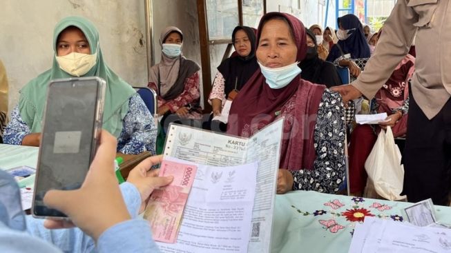 Alhamdulillah Warga Kota Tasikmalaya Bisa Cairkan BLT BBM dan Program Sembako, Caranya Mudah banget!