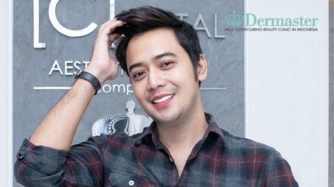 Pacari Gadis 14 Tahun, Kriss Hatta Akui Nyaman Meski Perbedaan Usia 20 Tahun