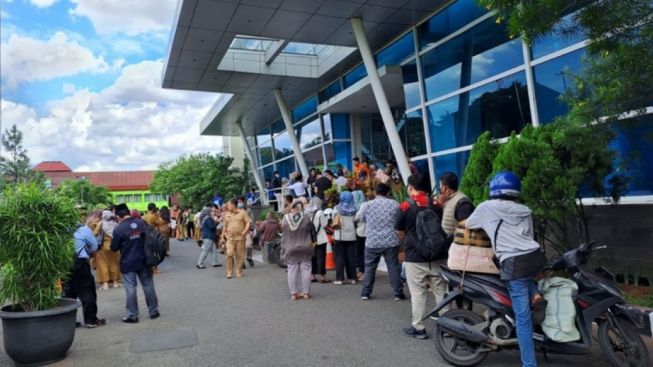 Gonggongan Anjing dan Kokok Ayam Bersahutan Saat Cianjur Diguncang Gempa Mengerikan, Getaran sampai Dirasakan Warga Tasikmalaya