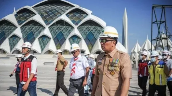 Kang Emil Luruskan Soal Konten Museum Masjid Al Jabar Rp 15 Miliar: Apal Atuh Murah Ari Konten Medsos Mah