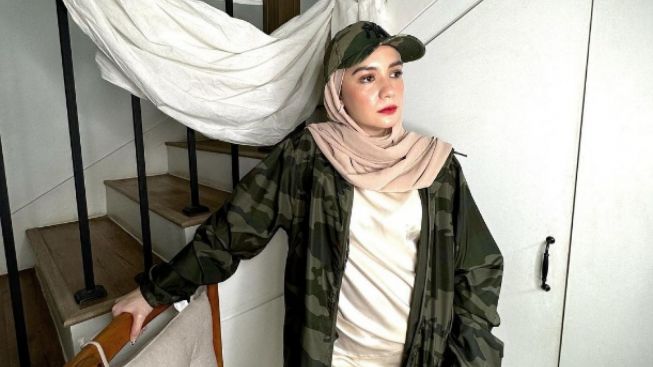 Rumah Tangga di Ujung Tanduk, Putri Anne Tulis Pesan Menyentuh untuk Arya Saloka: Tidak Ada Jalan Mulus Menuju Masa Depan