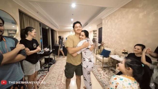 Pantas Azriel Hermansyah Lebih Sayang Ashanty, Ternyata Istri Anang Hermansyah itu Pernah Lakukan Hal Ini Ketika Azriel Ngamuk