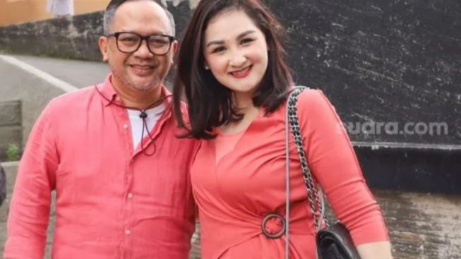Biodata Mona Ratuliu Tante Kesha Ratuliu: Nama Anak, Suami hingga Akun Medsos IG