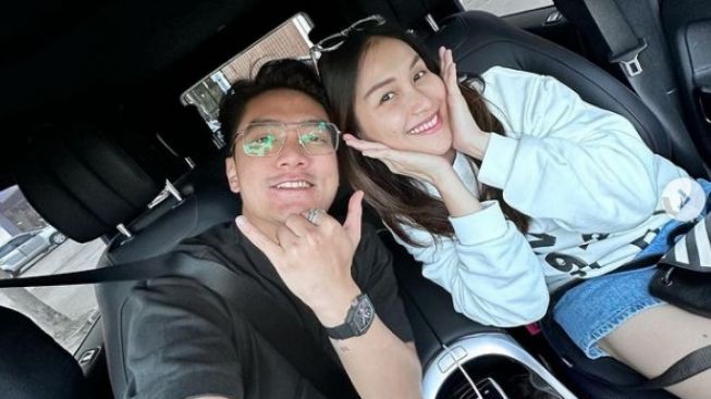 Ayu Ting Ting Kaget Umi Kalsum Minta Boy William Jadi Mualaf, Pedangdut Itu Langsung Beri Klarifikasi