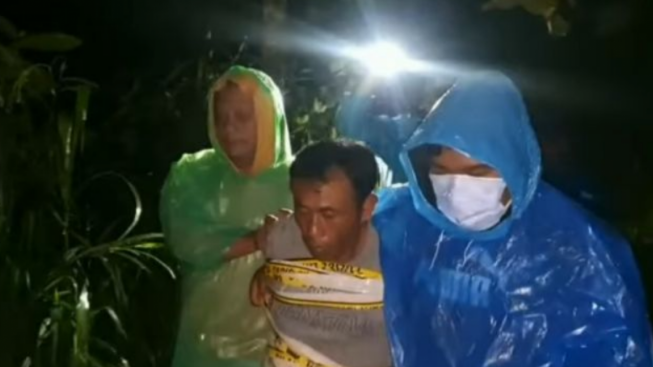 Kalau Ingin Kaya Jangan ke Dukun Penggandaan Uang Mbah Slamet, Ini 9 Tips Kaya dari Abah Aos