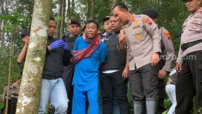 Gila! Dipersiapkan Dengan Matang, Mbah Slamet Sang Dukun Maut Habisi 12 ...