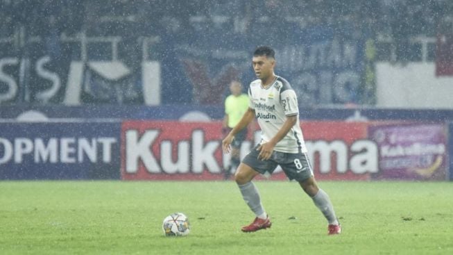 Selain Erwin Ramdani, Kontrak Pemain Persib yang Satu Ini belum Diperpanjang, Tanda-Tanda Hengkang?