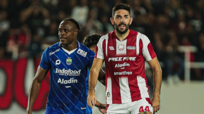 Heboh Tiket Tribun VIP Suporter Persib Bandung saat Dijamu Persis Solo dari Pemberian PT LIB