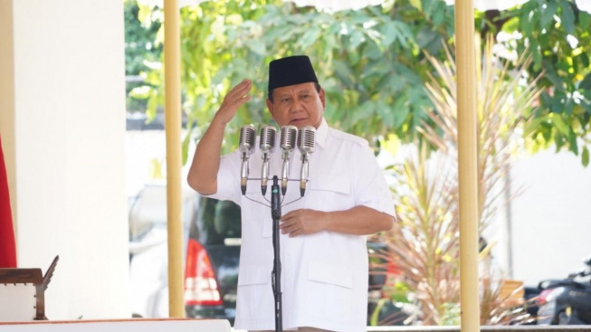 Pernah Gemparkan Jakarta hingga Akhirnya Dipenjara, Tokoh Ini di Baligho Tegas Satu Komando Tak akan Pilih Prabowo Subianto