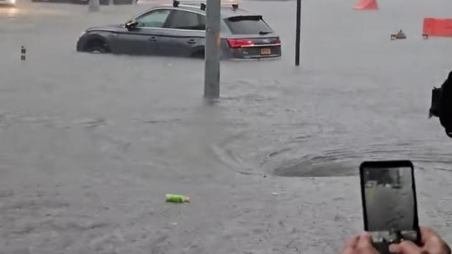 New York Diterjang Banjir Bandang, Kemenlu: Dipastikan Tidak Ada Korban WNI